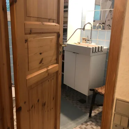 Med Egen Indgang Og Bad 게스트하우스