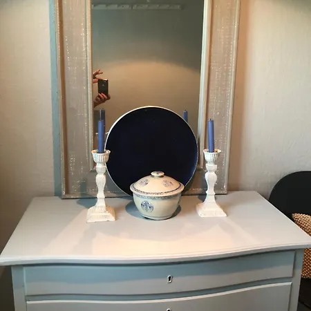 Med Egen Indgang Og Bad 게스트하우스